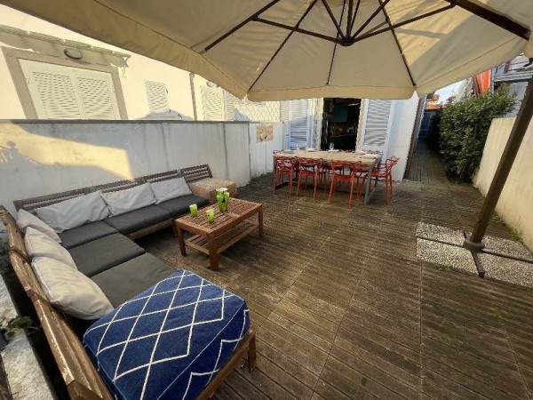 Riferimento SV01395LV - villa in Покупая и продавая in Pietrasanta - Marina Di Pietrasanta