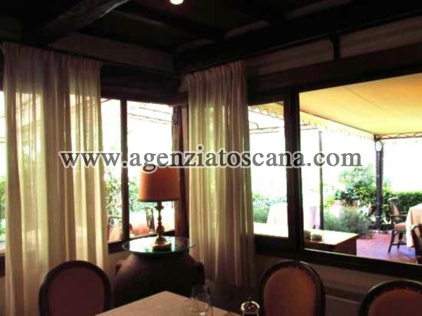 Ristorante in vendita, Forte Dei Marmi - Zona Via G. Battista Vico -  18