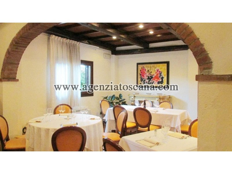 Immobile Commerciale - Direzionale in vendita, Forte Dei Marmi - Zona Via G. Battista Vico -  14