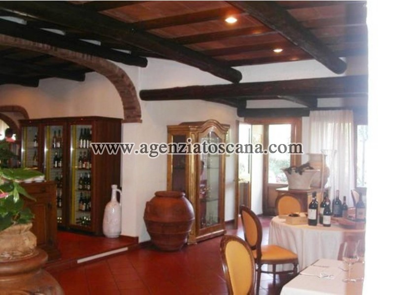 Immobile Commerciale - Direzionale in vendita, Forte Dei Marmi - Zona Via G. Battista Vico -  15