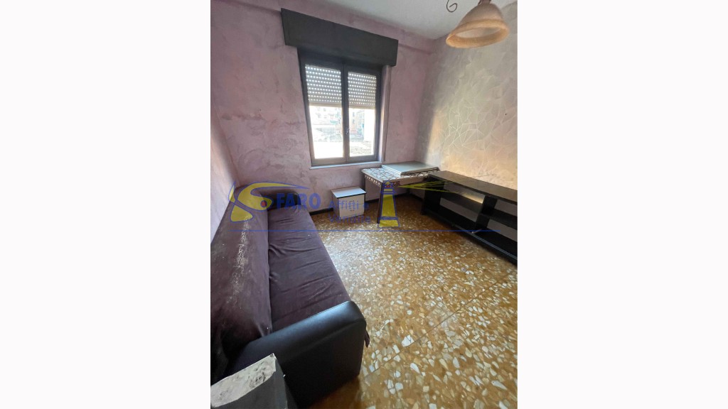 Appartamentoin Affitto, Ventimiglia - Centrale - Riferimento: a333
