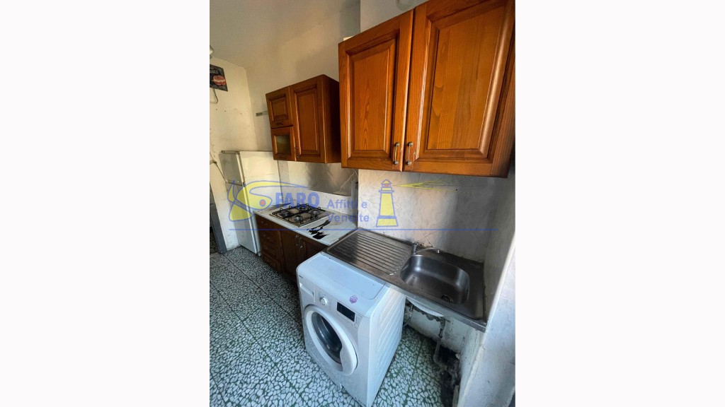Appartamentoin Affitto, Ventimiglia - Centrale - Riferimento: a333