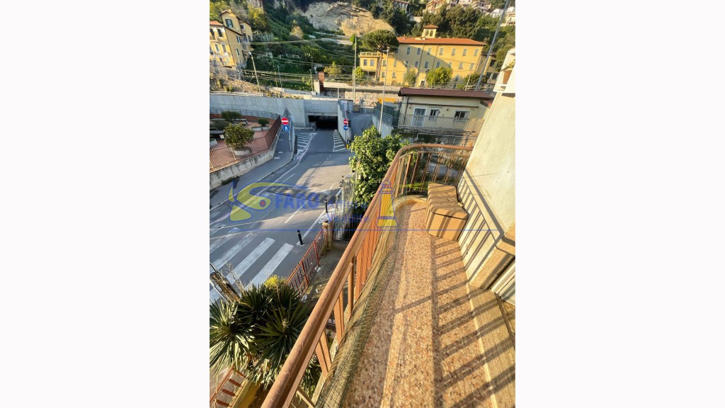 Appartamentoin Affitto, Ventimiglia - Centrale - Riferimento: a333