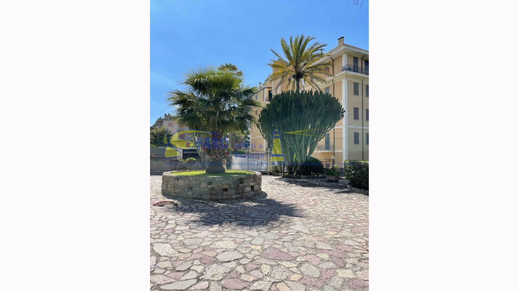 Appartamentoin Affitto, Bordighera - Centrale - Riferimento: a336