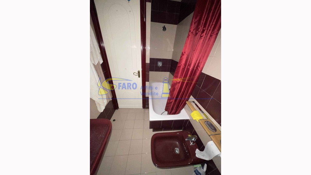Appartamentoin Affitto, Bordighera - Centrale - Riferimento: a336
