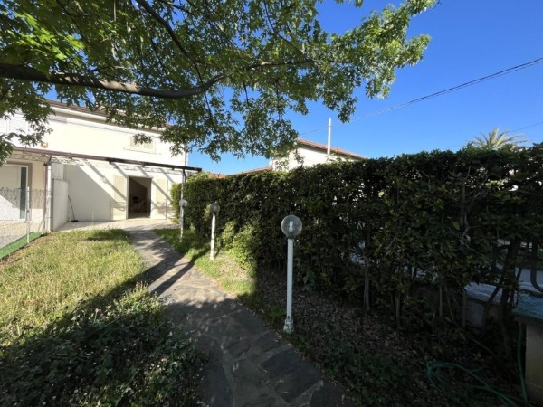 >Foto Anteprima WA 15557 - Villa Bifamiliare in Vendita a Marina Di Pietrasanta