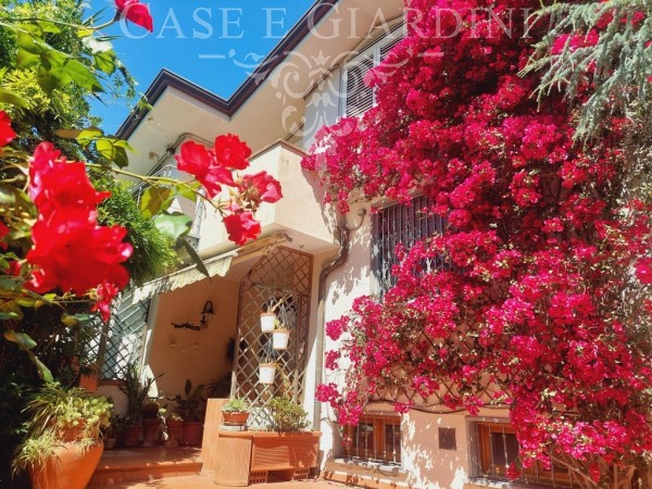 SPAZIOSA VILLA INDIPENDENTE CO