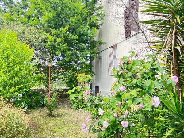 Casa singola  con spazio ester