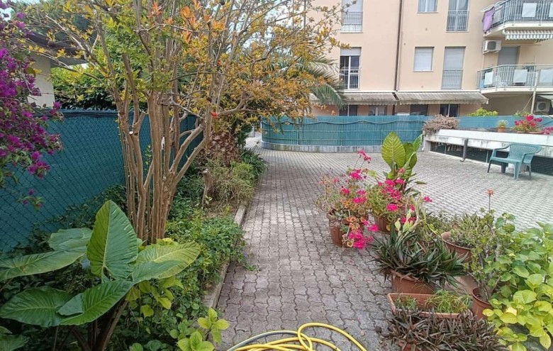 Agenzia Pegasus - 