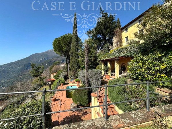Villa d’artista con vista ma