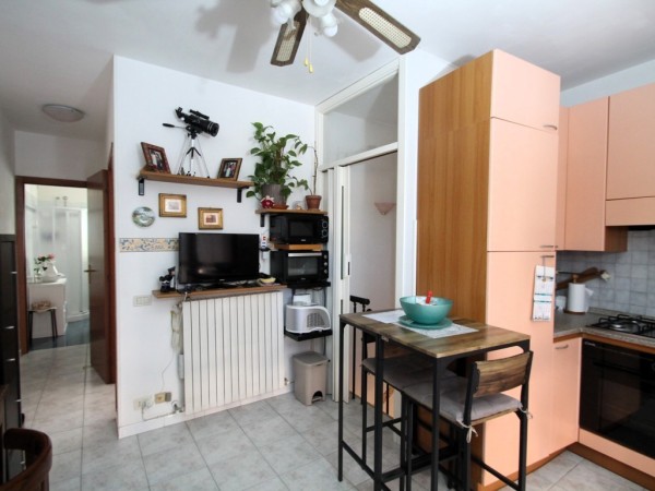 Appartamento in Vendita con Gi