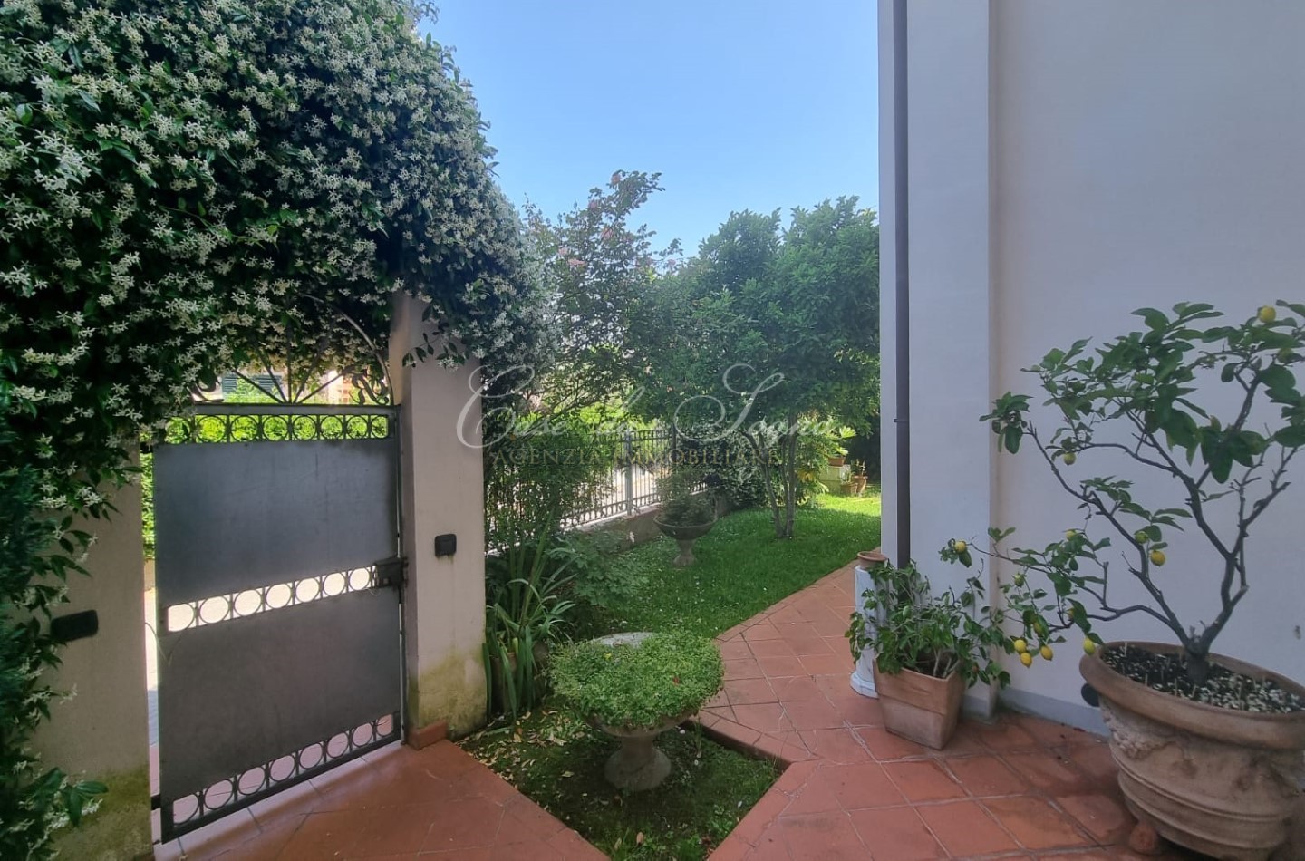 615 - cover Villa sole