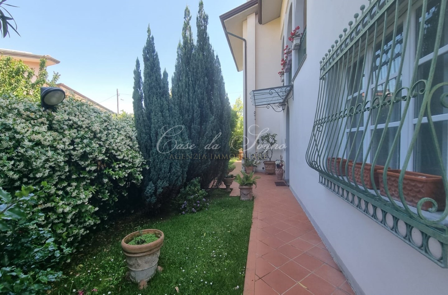 615 - cover Villa sole
