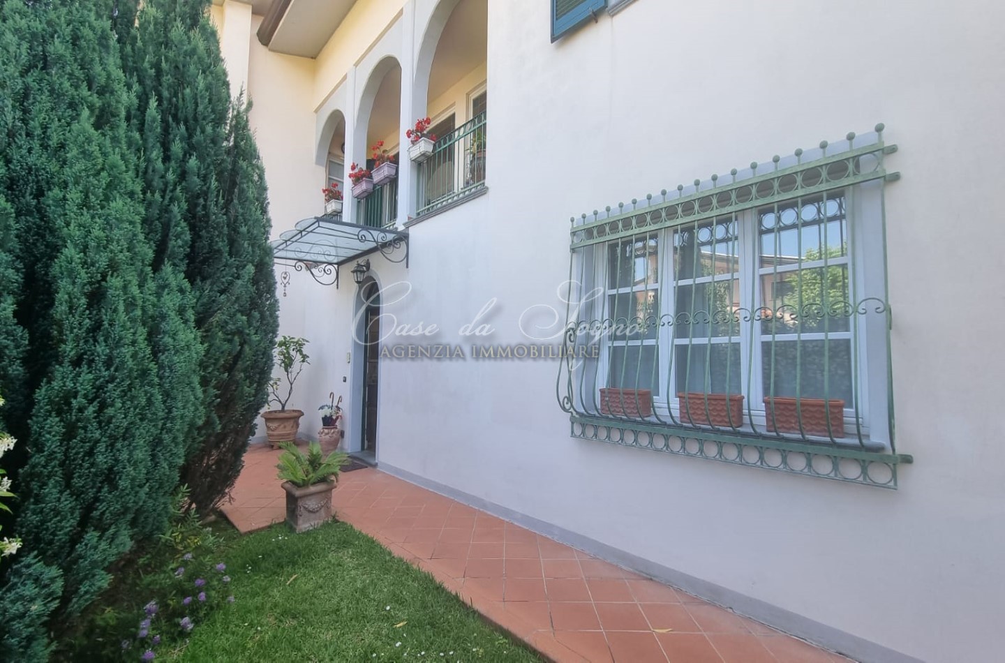 615 - cover Villa sole