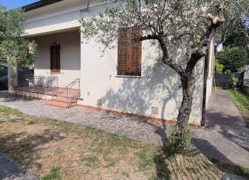 Appartamento con giardino