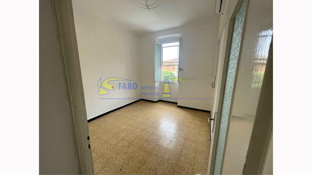 Appartamentoin Vendita, Camporosso - Centrale - Riferimento: v116