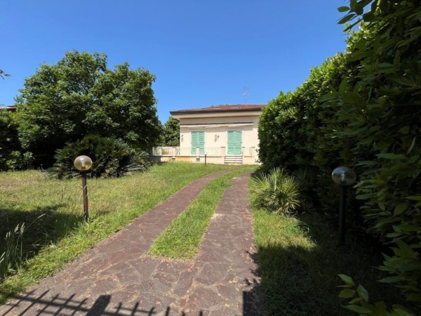 Riferimento SV631T - villa in Покупая и продавая in Pietrasanta - Marina Di Pietrasanta
