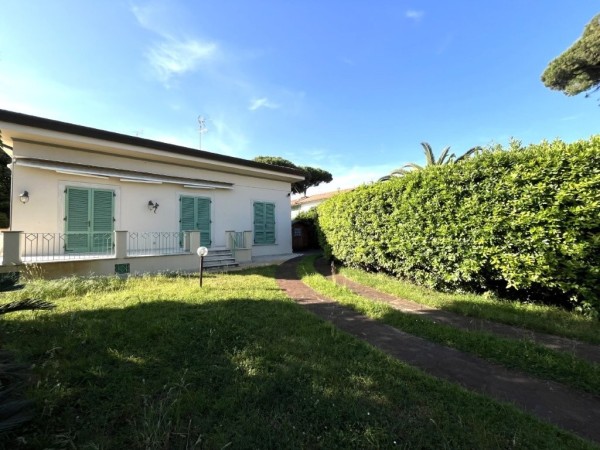 Riferimento SV631T - villa in Покупая и продавая in Pietrasanta - Marina Di Pietrasanta