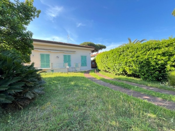 Riferimento SV631T - villa in Покупая и продавая in Pietrasanta - Marina Di Pietrasanta