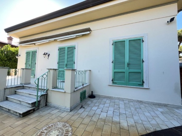 Riferimento SV631T - villa in Покупая и продавая in Pietrasanta - Marina Di Pietrasanta