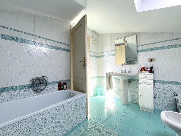 Riferimento SV631T - villa in Покупая и продавая in Pietrasanta - Marina Di Pietrasanta