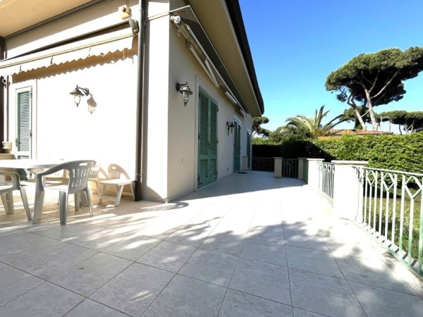 Riferimento SV631T - villa in Покупая и продавая in Pietrasanta - Marina Di Pietrasanta