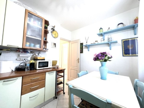 Riferimento SV09T - two-family villa in Buying And Selling in Pietrasanta - Marina Di Pietrasanta