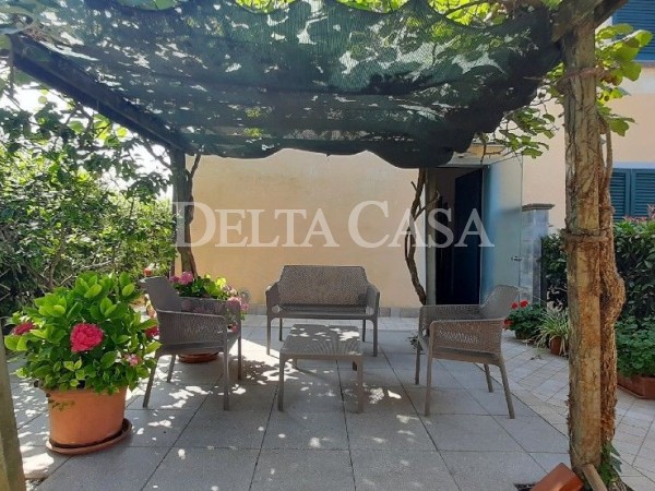Reference LC2614VS - Villa - Villetta for Vendita in Lido Di Camaiore