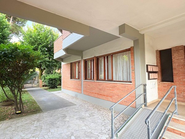 Appartamento in affitto, Forte dei Marmi, Vittoria Apuana 