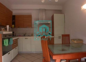 Lido di camaiore: appartamento