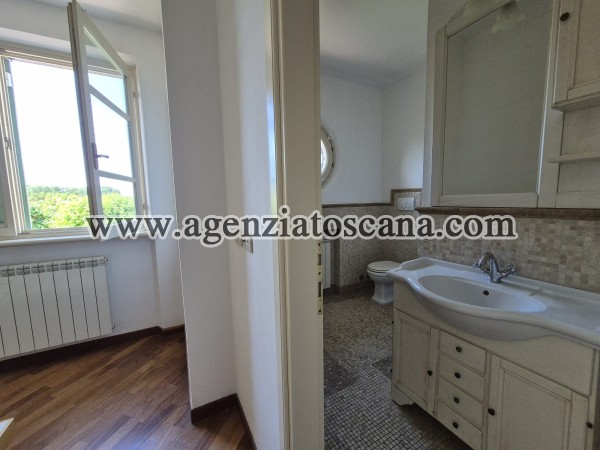 Villa Bifamiliare in vendita, Seravezza - Via Emilia -  13