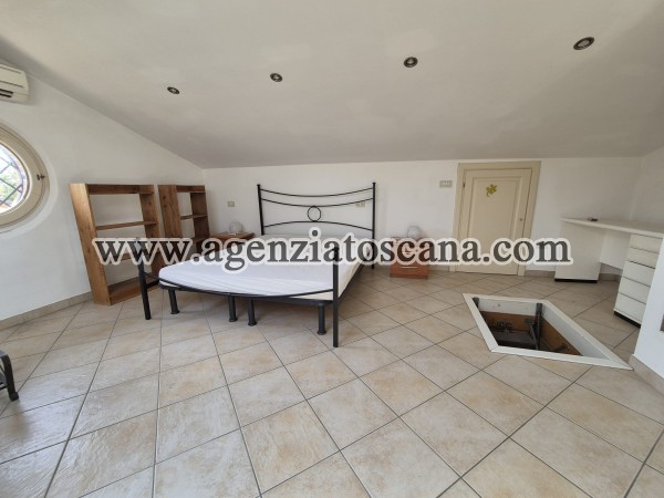 Villa Bifamiliare in vendita, Seravezza - Via Emilia -  17
