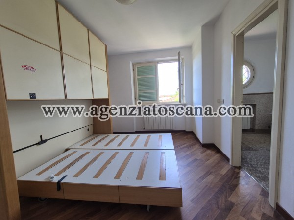 Villa Bifamiliare in vendita, Seravezza - Via Emilia -  11