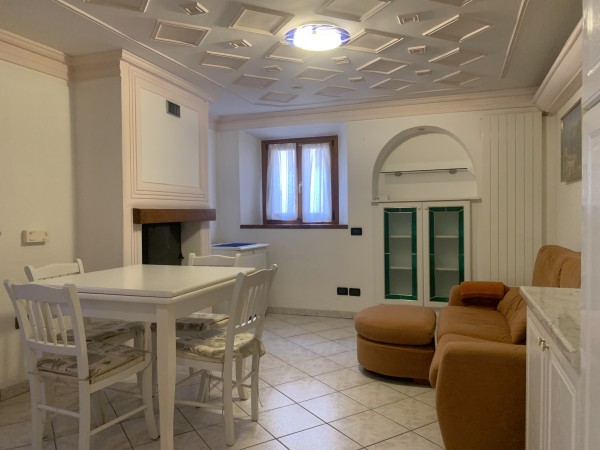 Riferimento 791A - Appartamento in Affitto a Villa Luganese