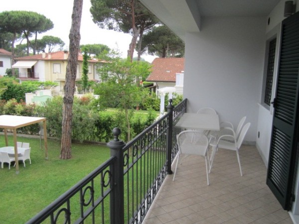 Appartamento in affitto, Forte dei Marmi, Vittoria Apuana 