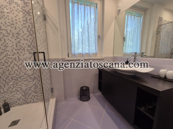 Villa Con Piscina in vendita, Forte Dei Marmi - Vittoria Apuana -  47