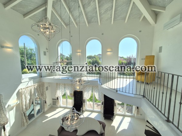 Villa Con Piscina in vendita, Forte Dei Marmi - Vittoria Apuana -  20
