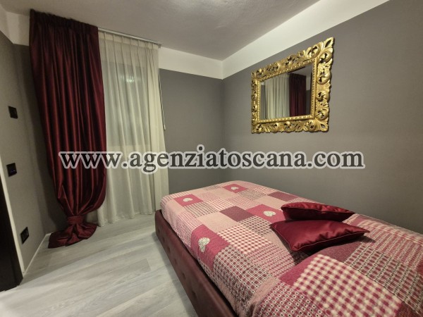 Villa Con Piscina in vendita, Forte Dei Marmi - Vittoria Apuana -  65