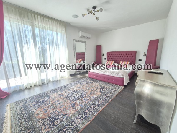 Villa Con Piscina in vendita, Forte Dei Marmi - Vittoria Apuana -  34