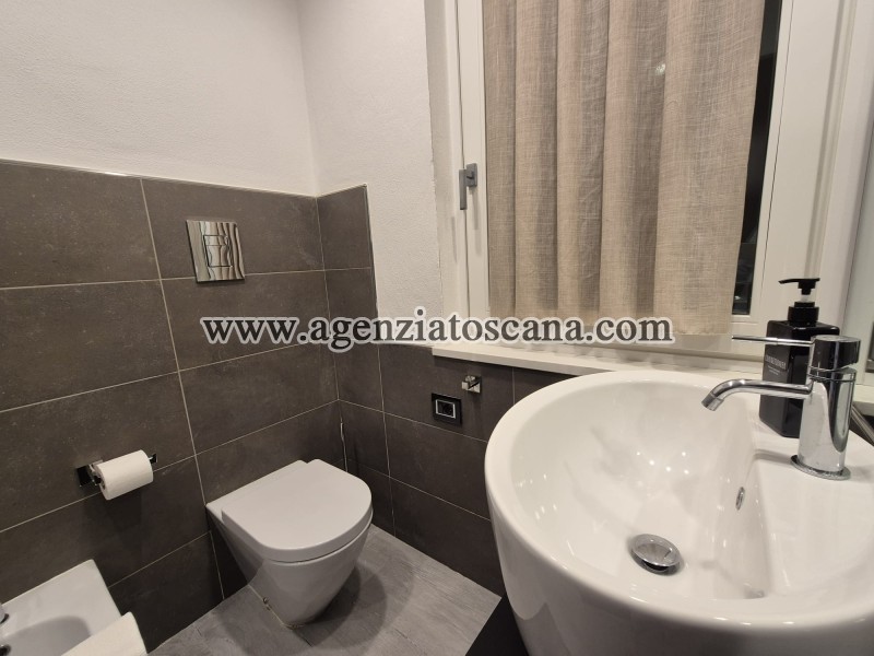 Villa With Pool for sale, Forte Dei Marmi - Vittoria Apuana -  71