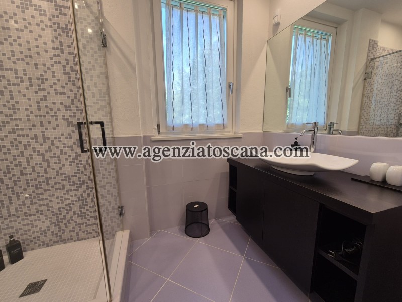 Villa With Pool for sale, Forte Dei Marmi - Vittoria Apuana -  51