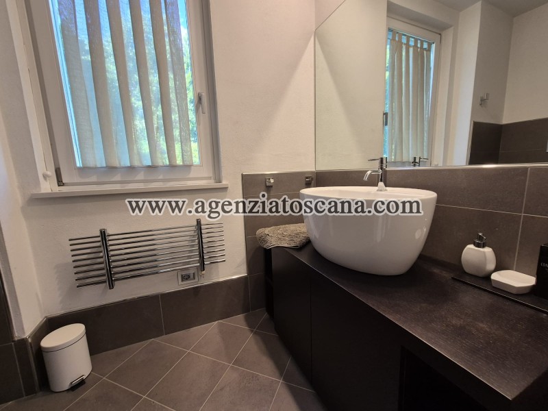 Villa With Pool for sale, Forte Dei Marmi - Vittoria Apuana -  31