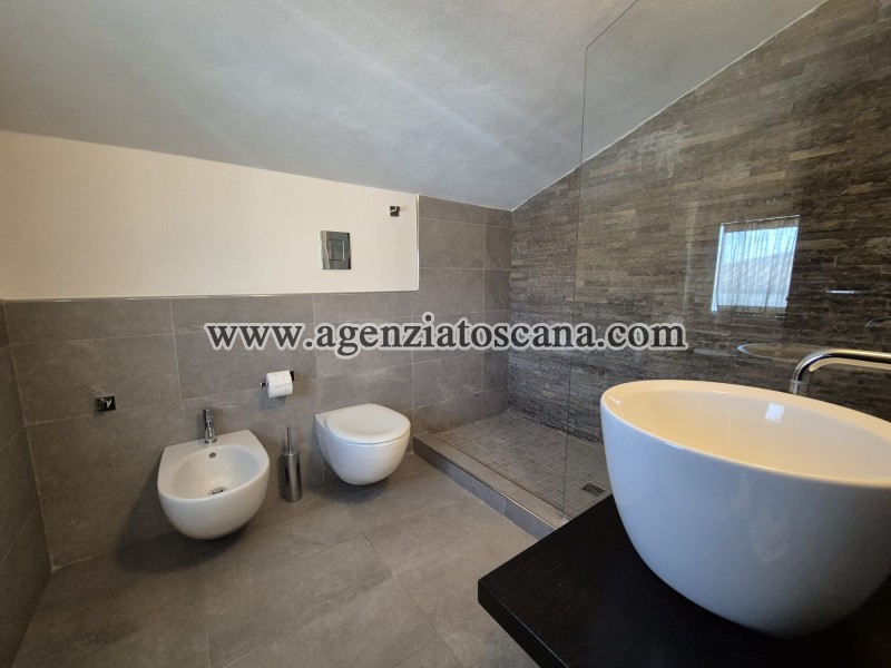 Villa With Pool for sale, Forte Dei Marmi - Vittoria Apuana -  60