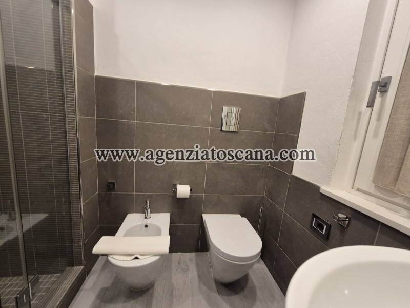 Villa With Pool for sale, Forte Dei Marmi - Vittoria Apuana -  72