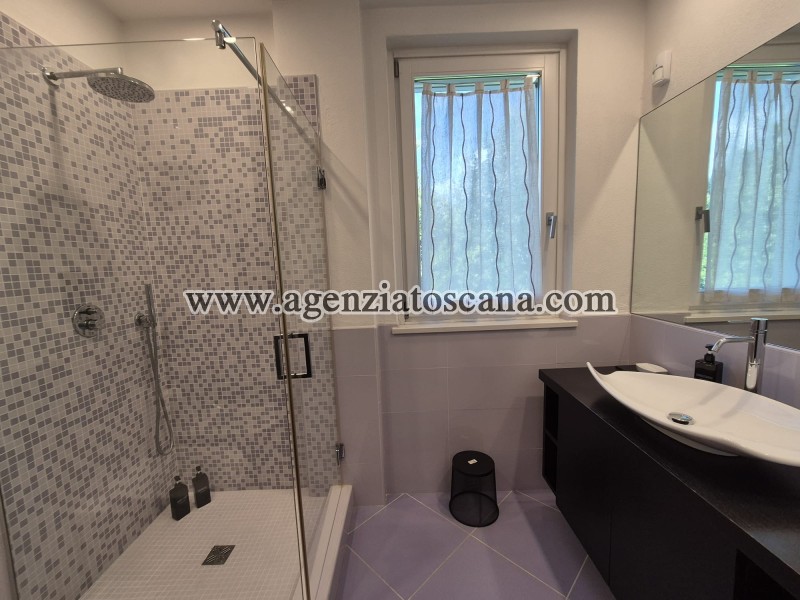 Villa With Pool for sale, Forte Dei Marmi - Vittoria Apuana -  53