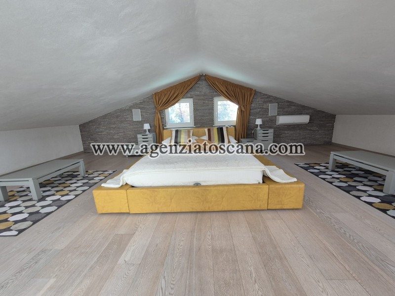 Villa With Pool for sale, Forte Dei Marmi - Vittoria Apuana -  55