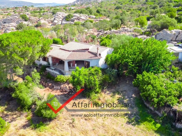 Riferimento V201 - Villa Singola in Vendita a Olbia