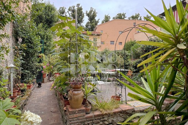 Apartment For Sale In Lucca