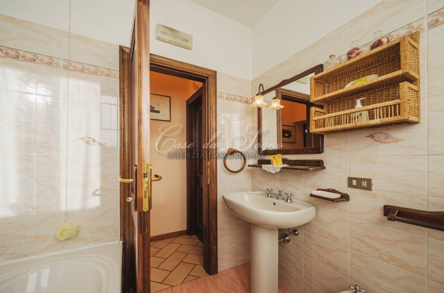 618 - cover Villa rosa