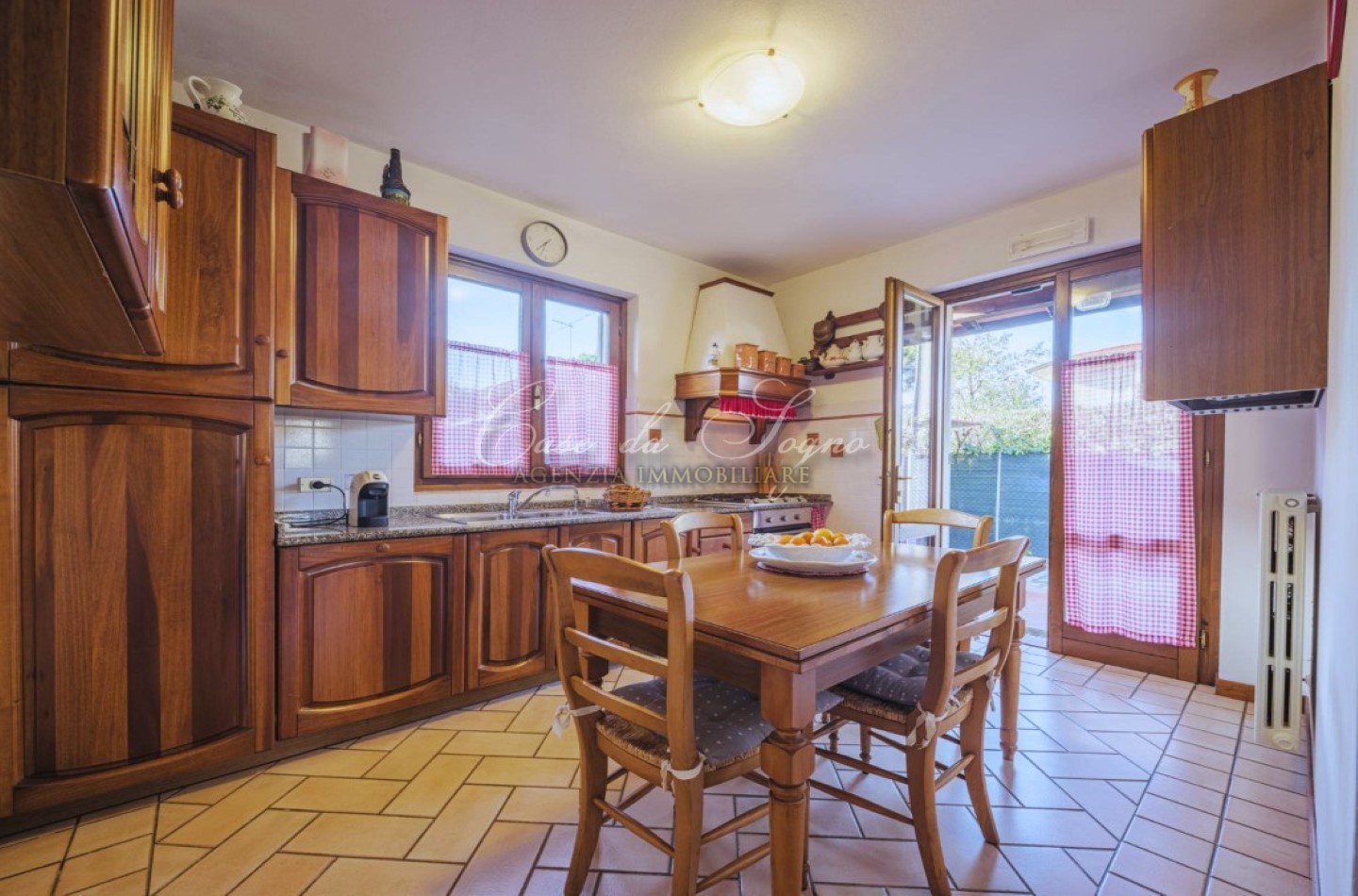 618 - cover Villa rosa